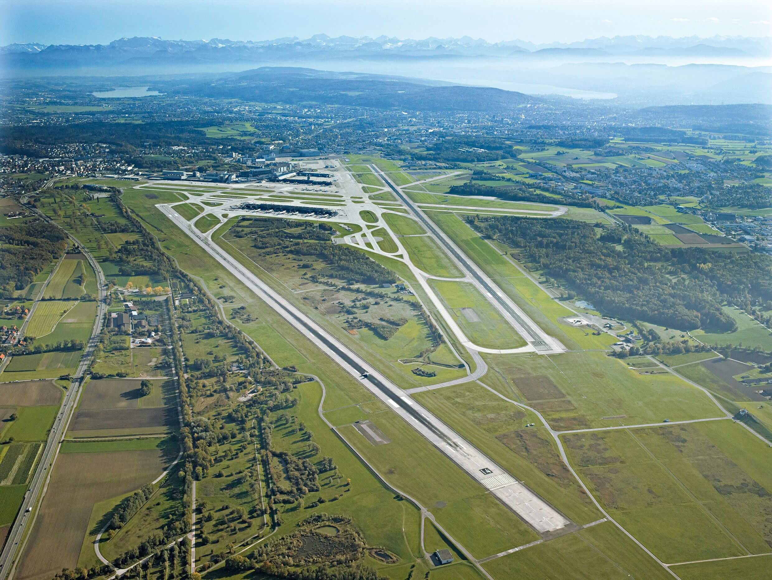 Nachkaufalarm: Flughafen Zürich AG (WKN A2AJEP)