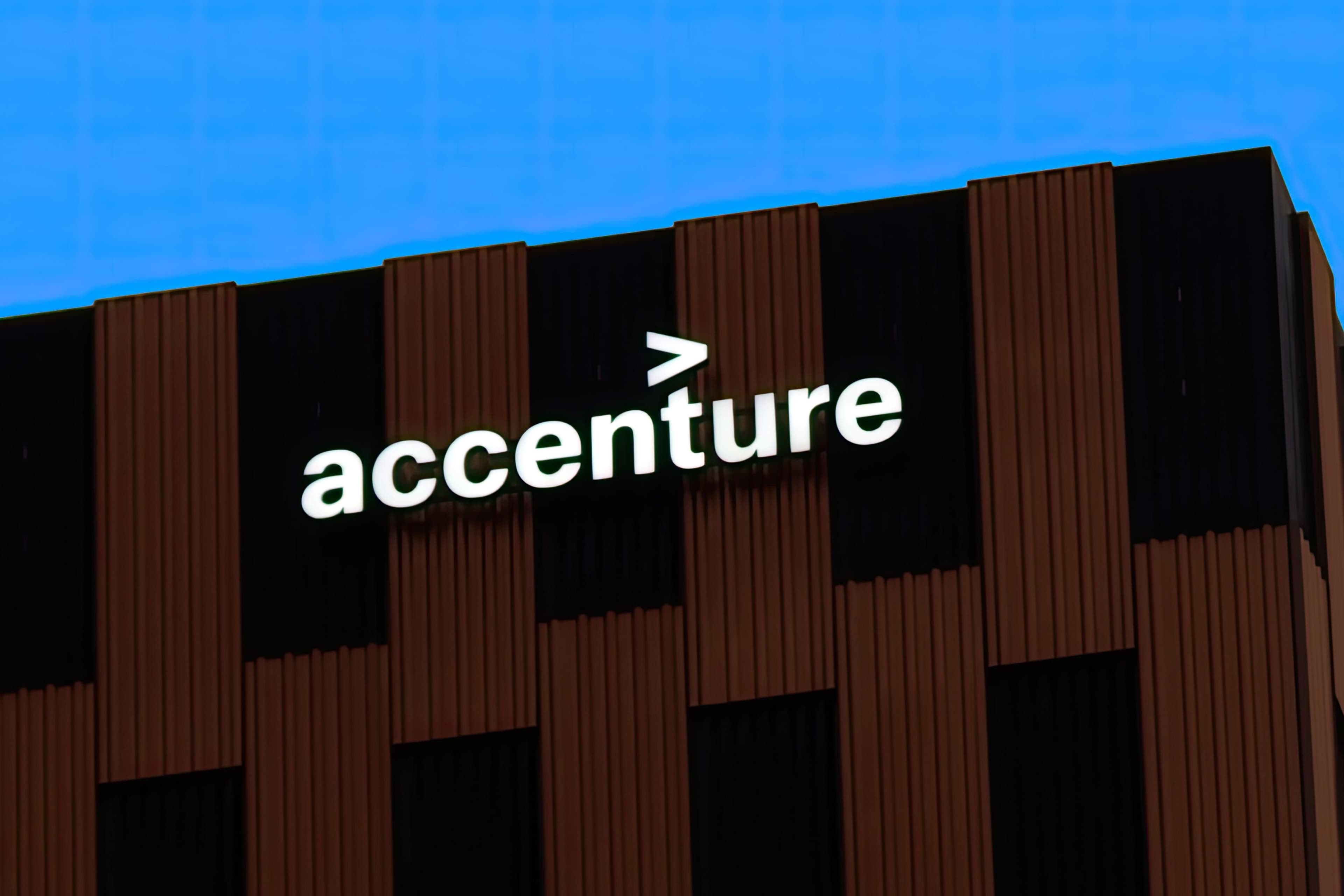 Accenture Aktienanalyse Update: Die KI-Angst drückt den größten KI-Integrator auf ein KGV von 10